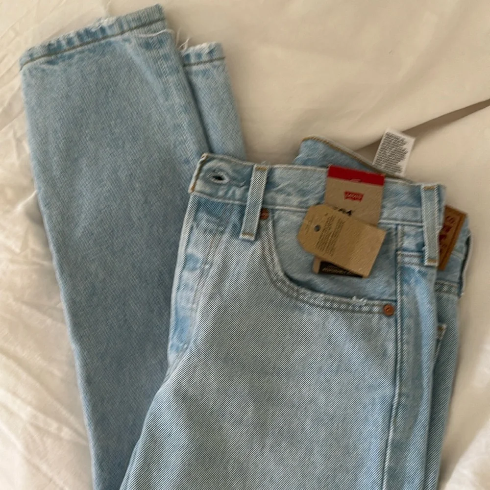 501 Levi skinny women’s jeans - Picture 2 of 5